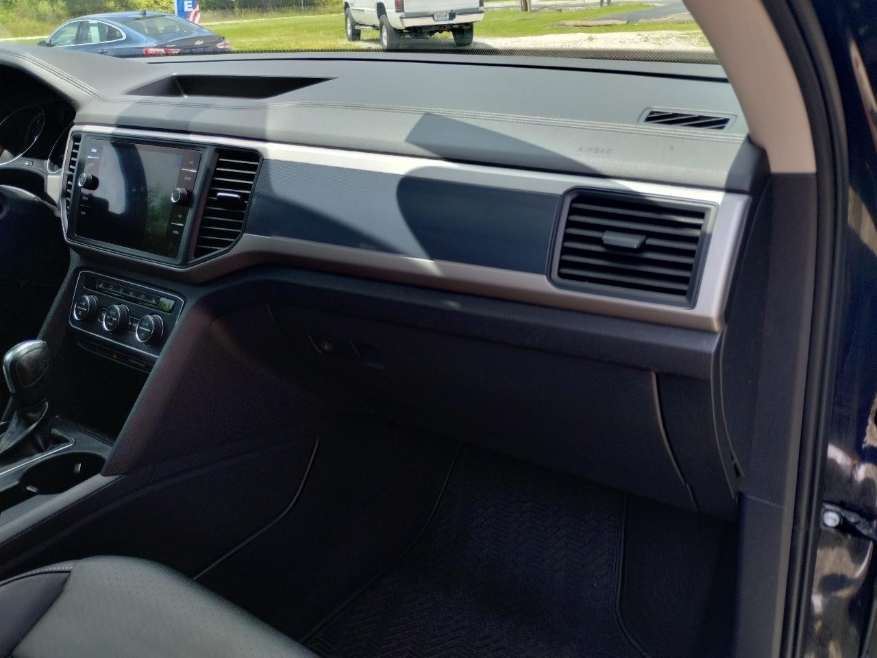 Volkswagen Atlas V6 SE w/Technology R-Line 4MOTION 2021