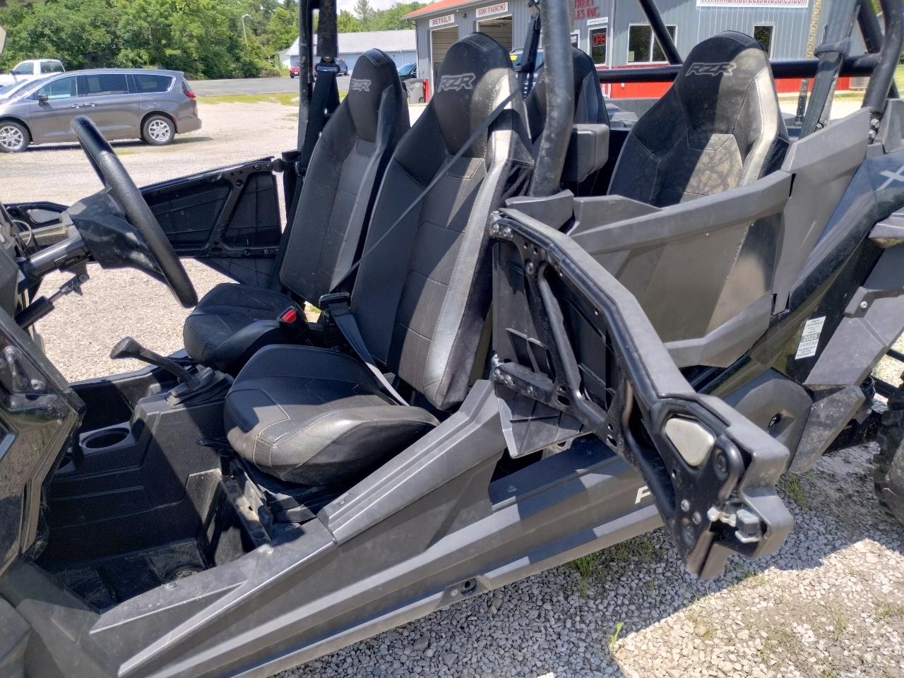 Polaris RZR XP 4 1000  2023