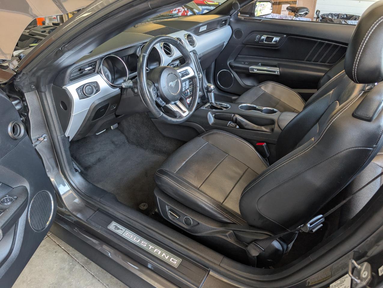 Ford Mustang 2dr Conv Premium 2017