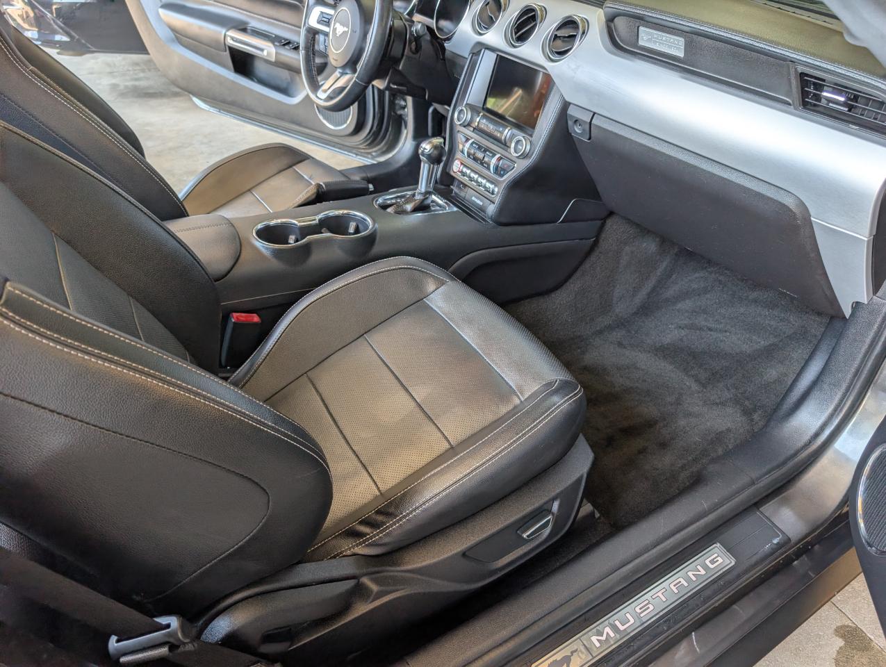 Ford Mustang 2dr Conv Premium 2017