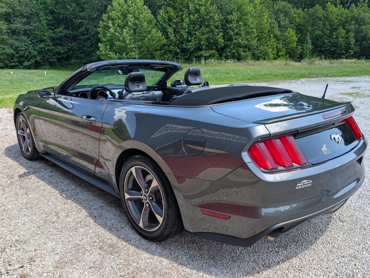 Ford Mustang 2dr Conv Premium 2017