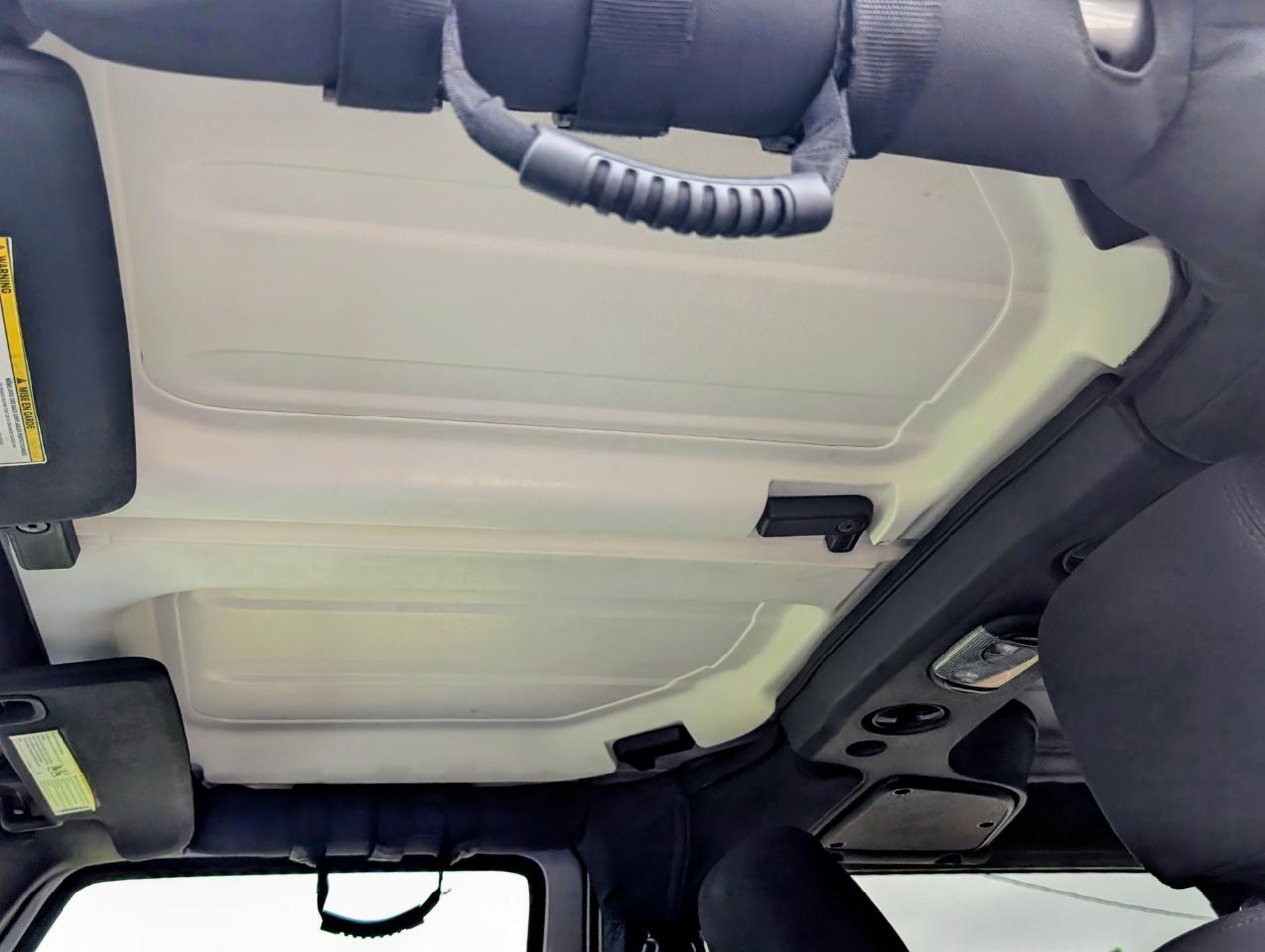 Jeep Wrangler 4WD 2dr Sport 2015