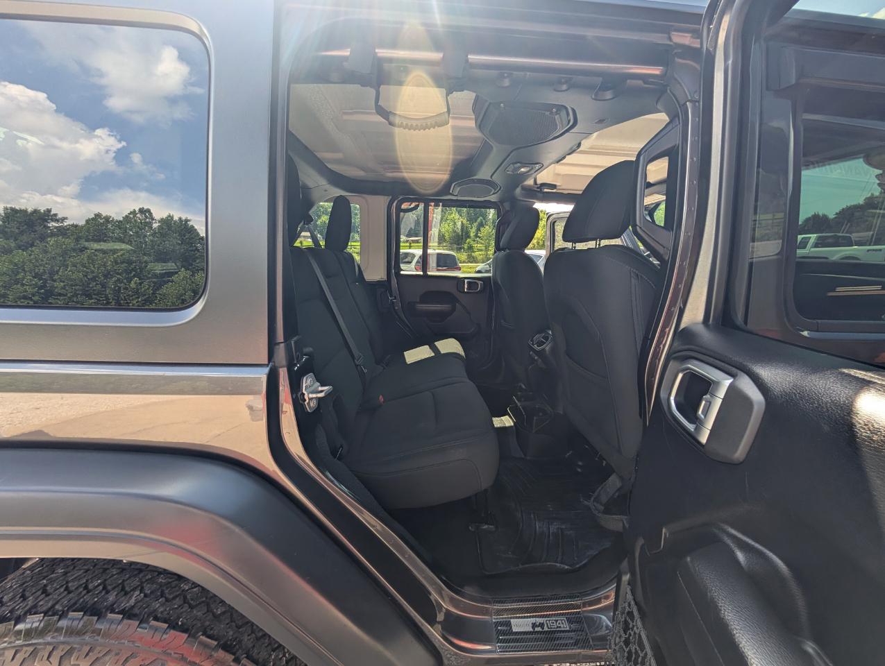 Jeep Wrangler Unlimited Sport S 2018