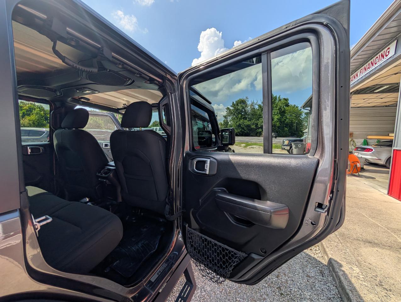 Jeep Wrangler Unlimited Sport S 2018