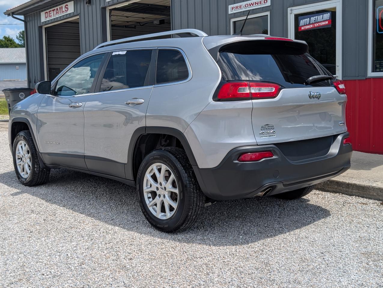 Jeep Cherokee 4WD 4dr Latitude 2014