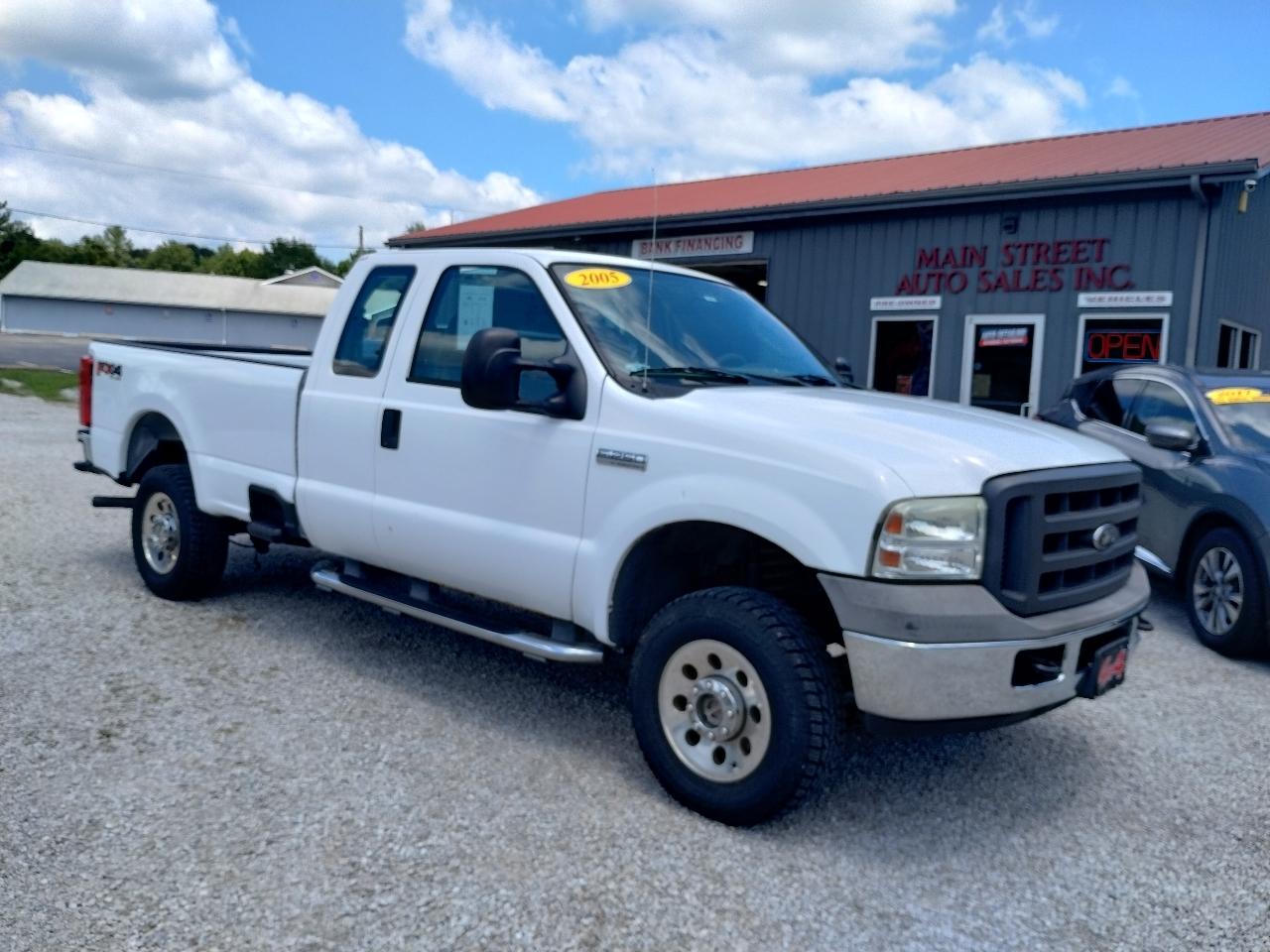 2005 Ford F-250 SD XLT SuperCab Long Bed 4WD