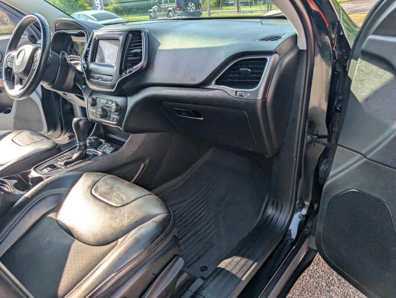 Jeep Cherokee Latitude Plus 4WD 2019