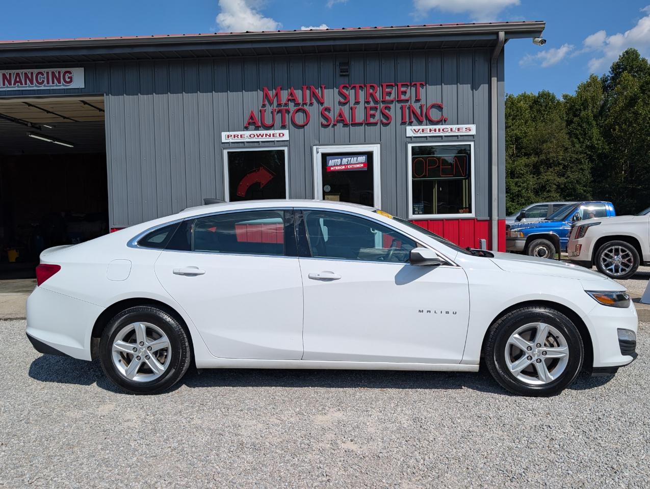 Chevrolet Malibu 4dr Sdn LS w/1FL 2020