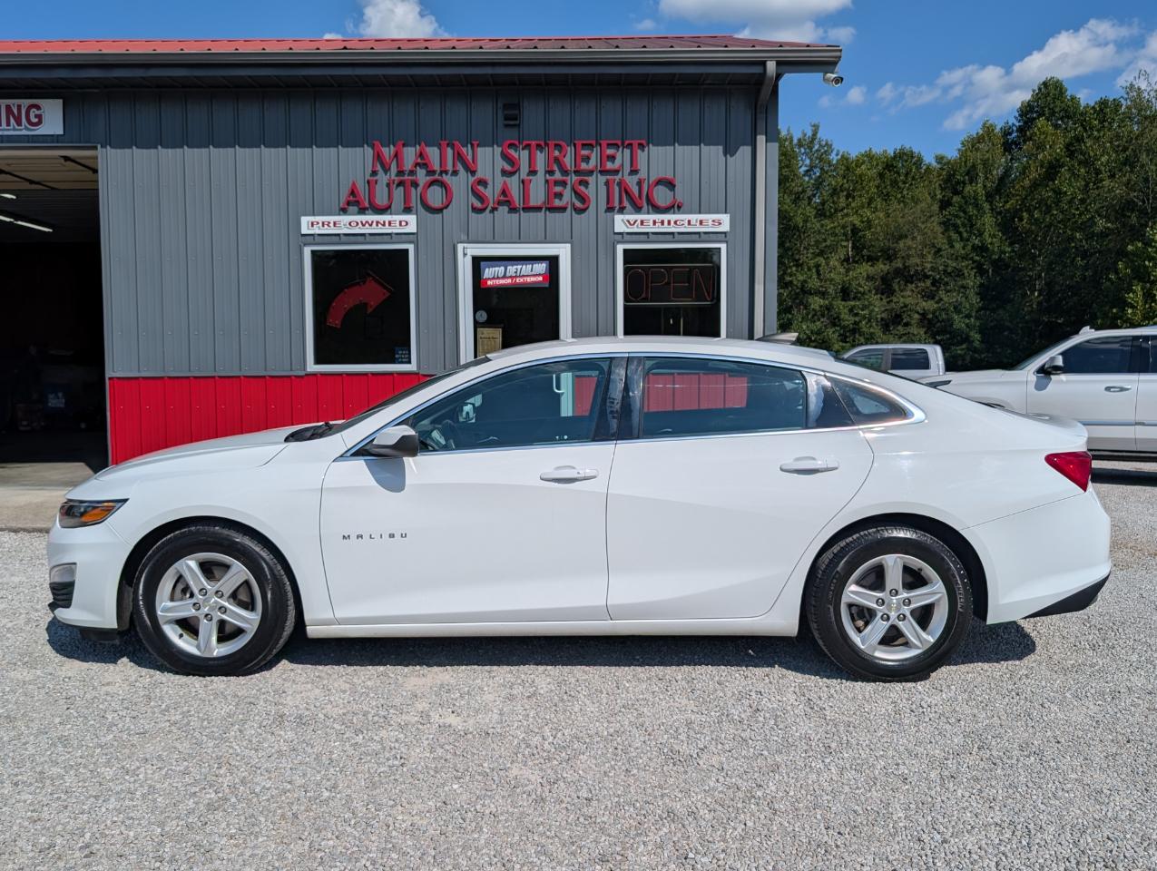 Chevrolet Malibu 4dr Sdn LS w/1FL 2020