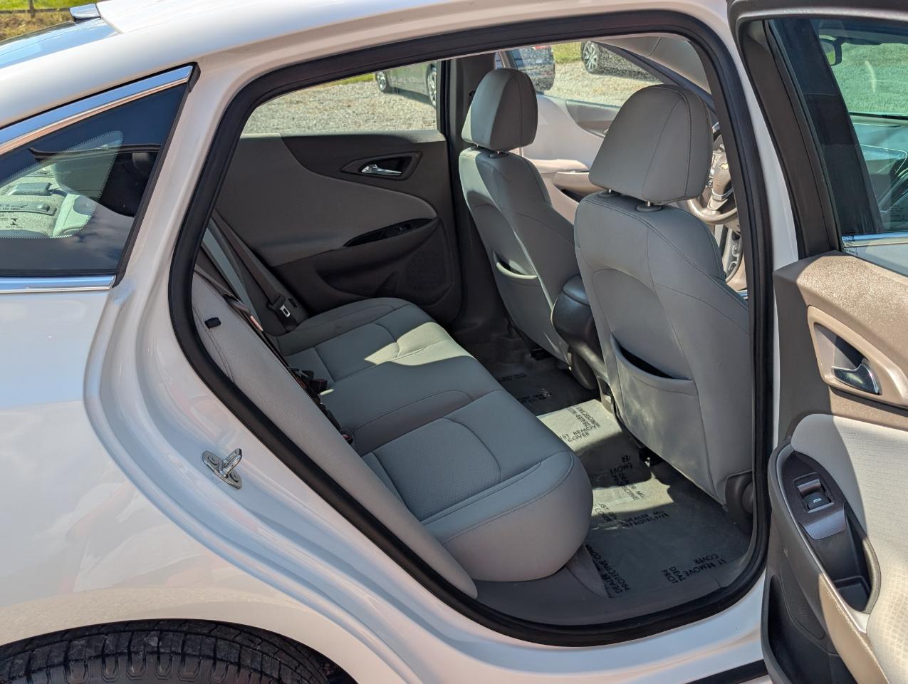 Chevrolet Malibu 4dr Sdn LS w/1FL 2020