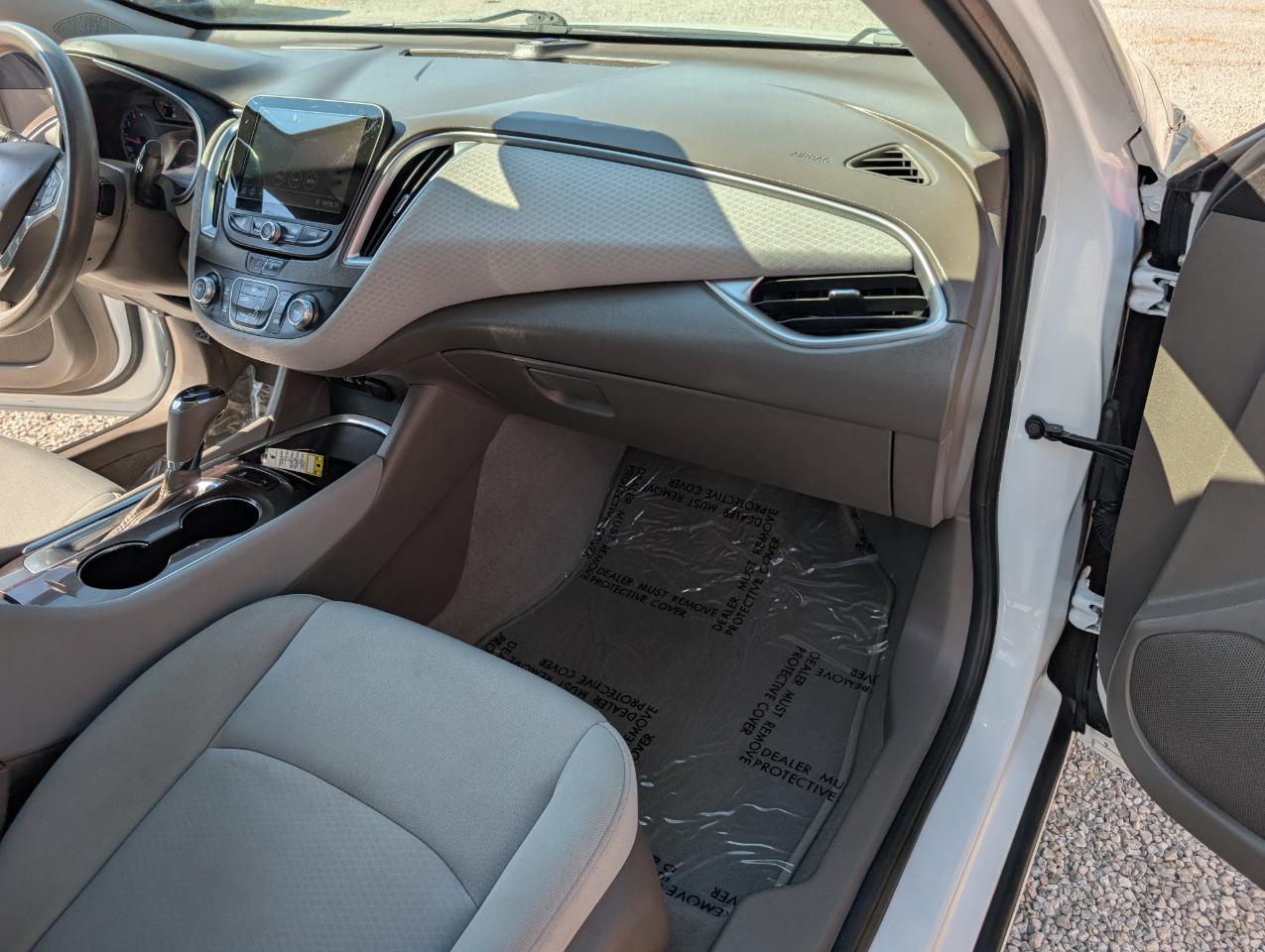 Chevrolet Malibu 4dr Sdn LS w/1FL 2020