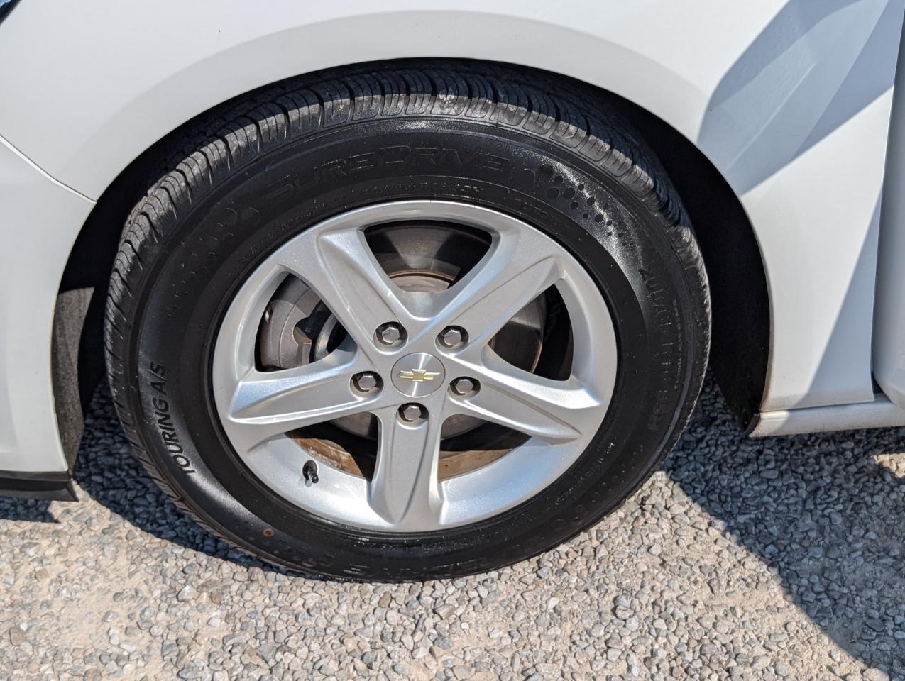 Chevrolet Malibu 4dr Sdn LS w/1FL 2020
