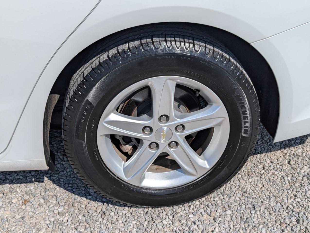 Chevrolet Malibu 4dr Sdn LS w/1FL 2020