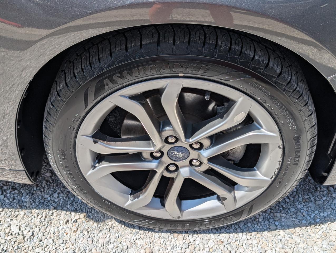 Ford Fusion SEL FWD 2020