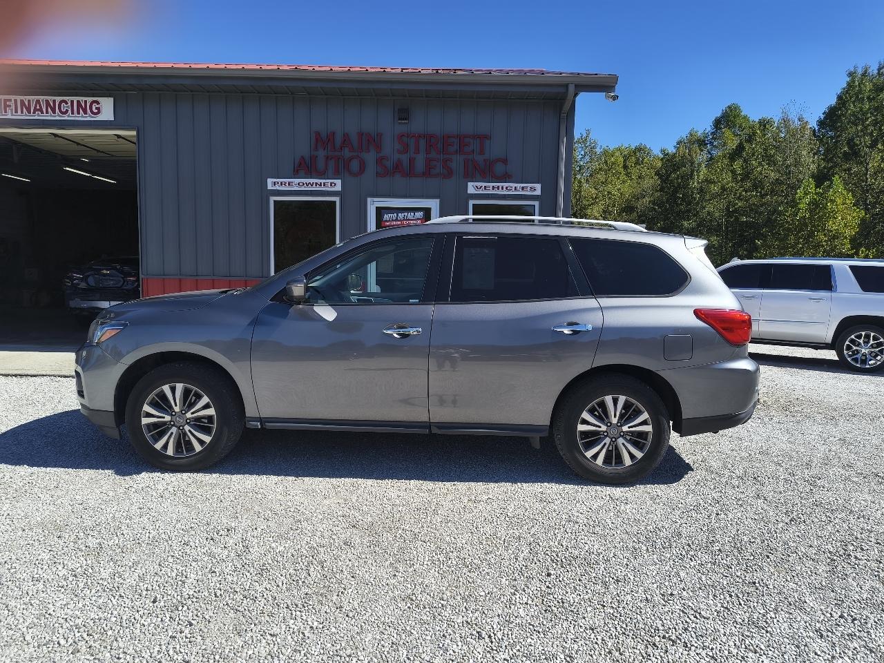 Nissan Pathfinder  2019