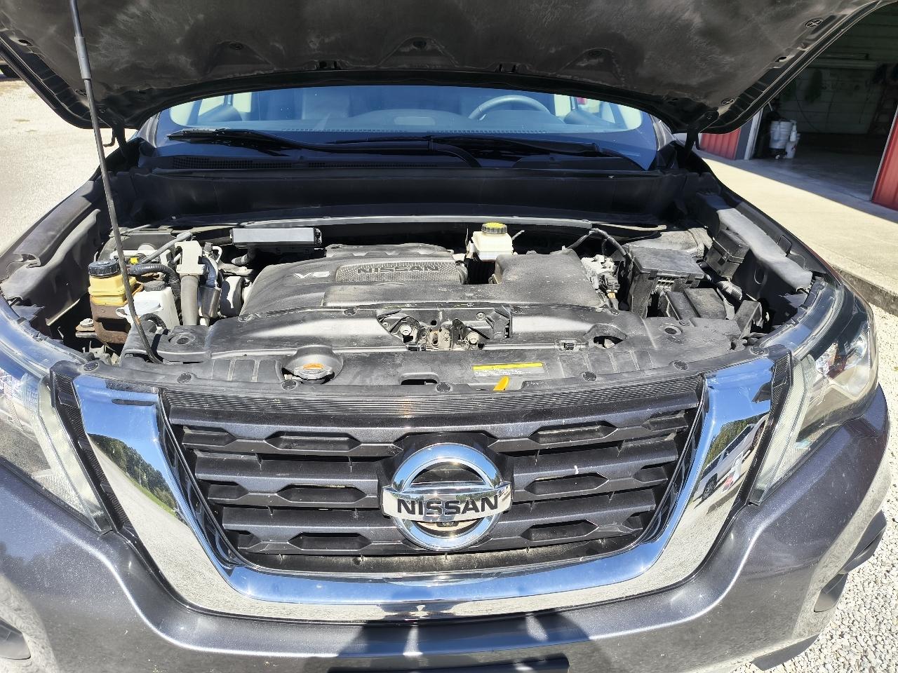 Nissan Pathfinder  2019