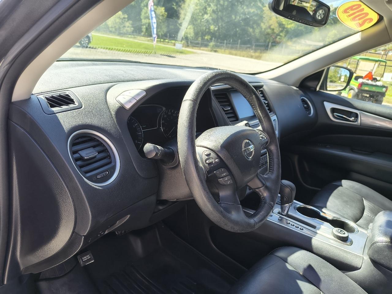 Nissan Pathfinder  2019