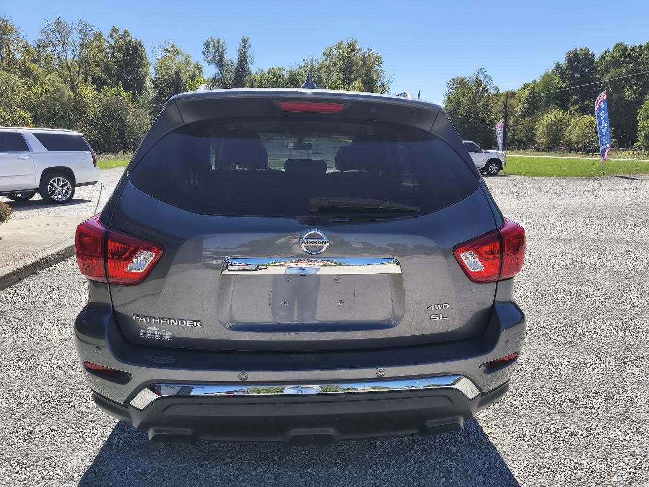 Nissan Pathfinder  2019