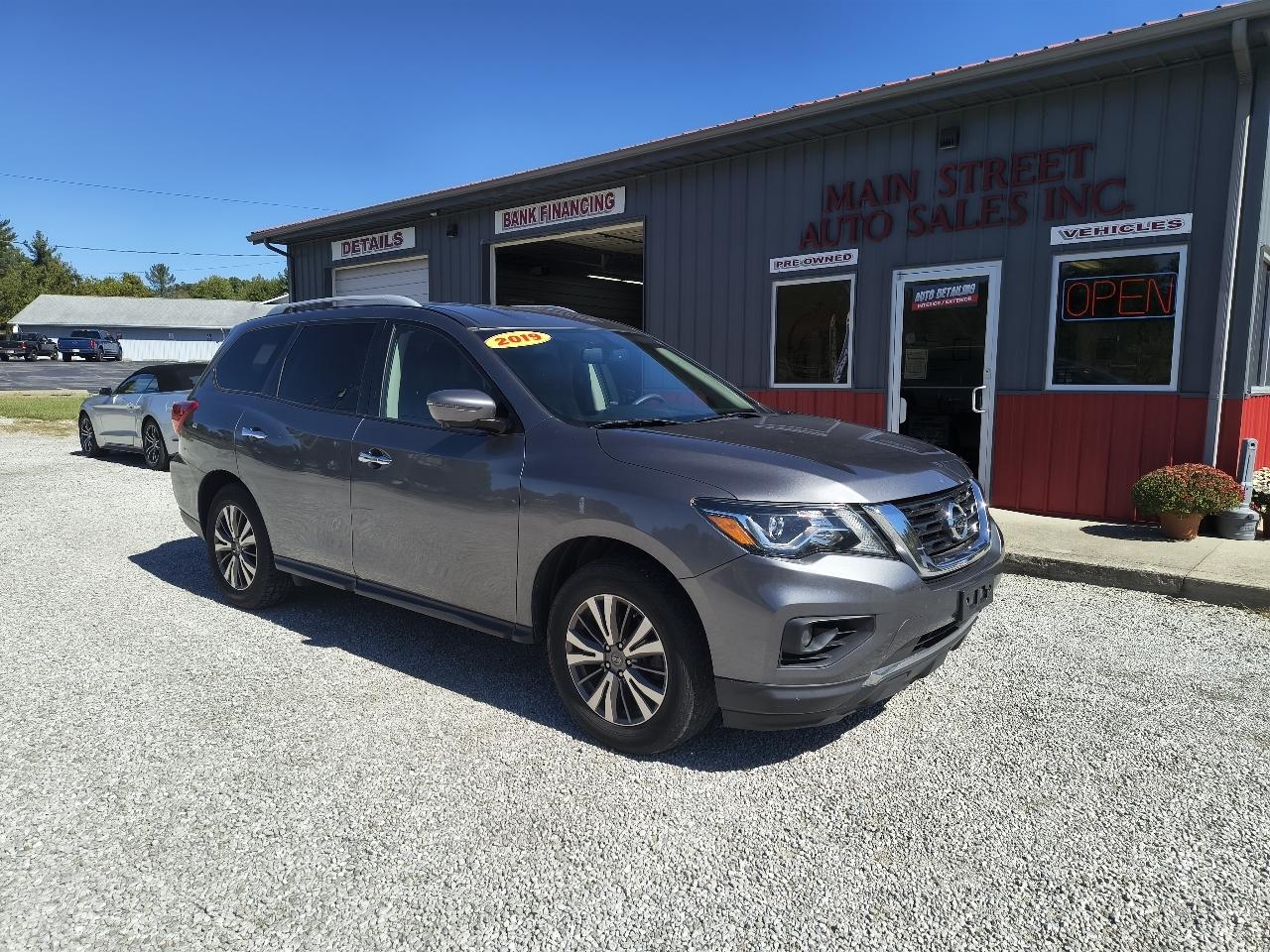 2019 Nissan Pathfinder SL
