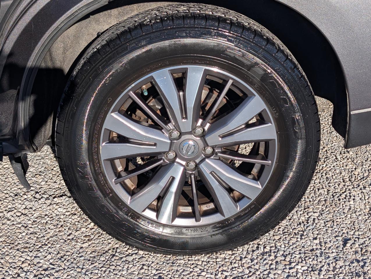 Nissan Pathfinder photo 28