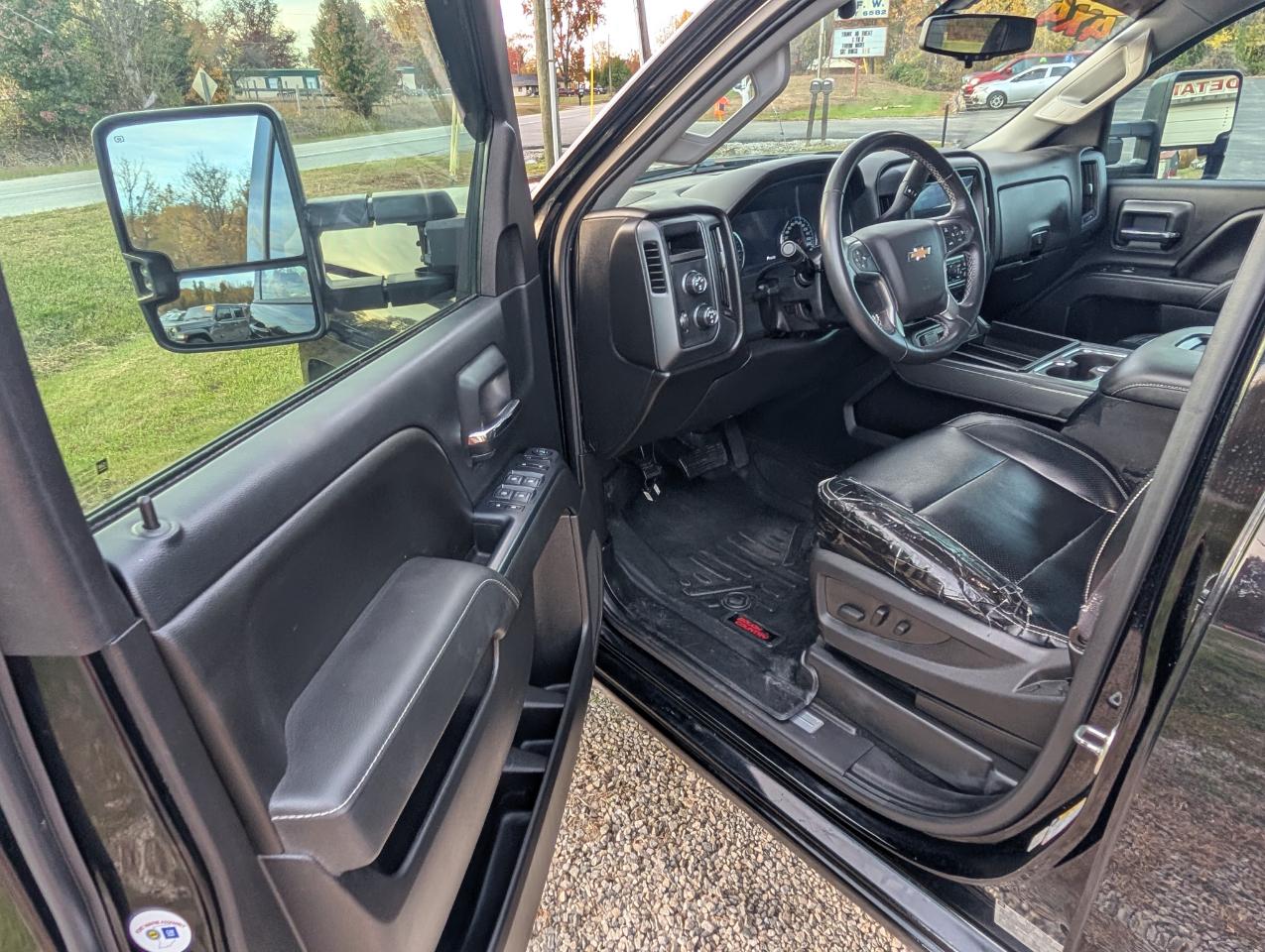 Chevrolet Silverado 1500 LT Z71 Crew Cab 4WD LWB 2016