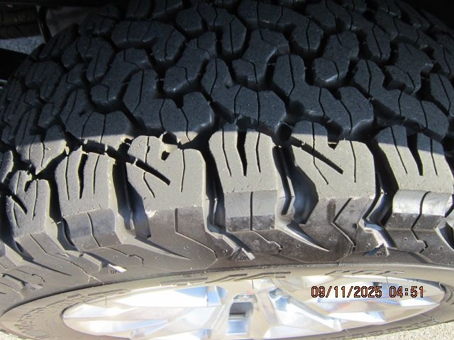 GMC Sierra 1500 SLT Crew Cab Short Box 4WD 2020 GMC Sierra 1500 SLT Crew Cab Short Box 4WD 2020