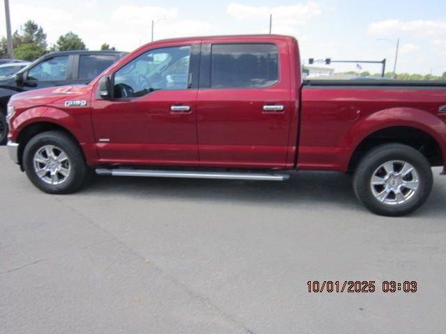 Ford F-150 XL SuperCrew 5.5-ft. Bed 4WD 2016 Ford F-150 XL SuperCrew 5.5-ft. Bed 4WD 2016