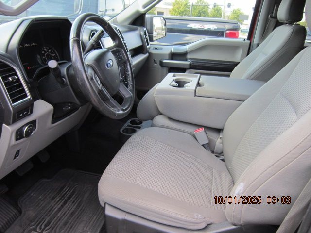 Ford F-150 XL SuperCrew 5.5-ft. Bed 4WD 2016 Ford F-150 XL SuperCrew 5.5-ft. Bed 4WD 2016