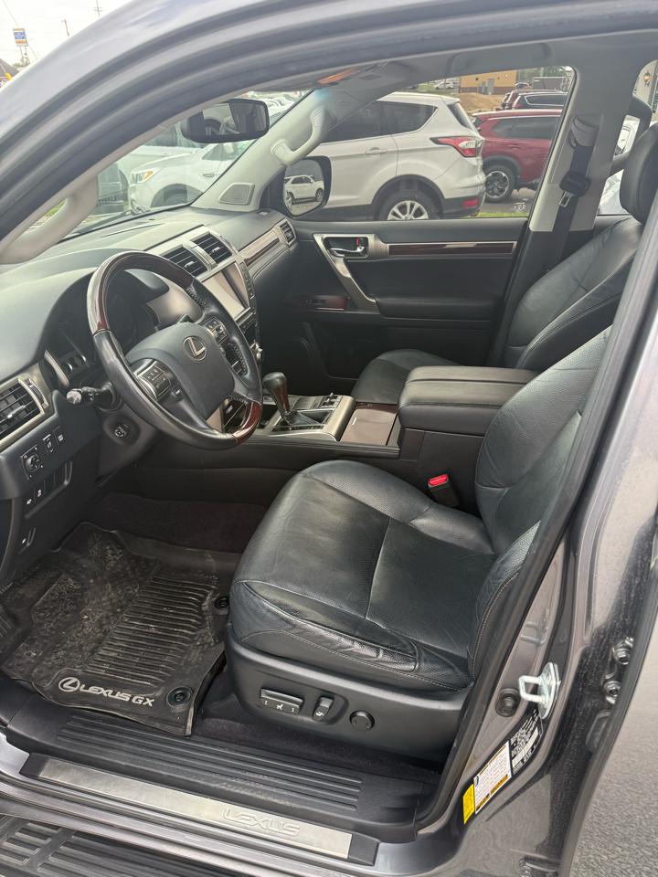 Lexus GX 460 Base 2019