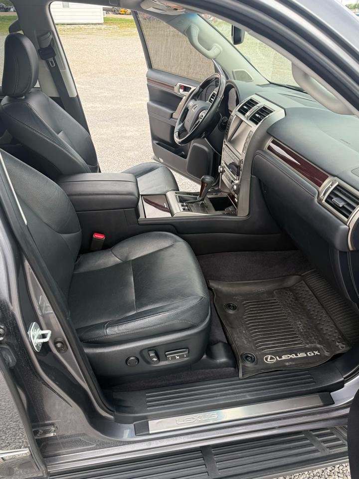 Lexus GX 460 Base 2019