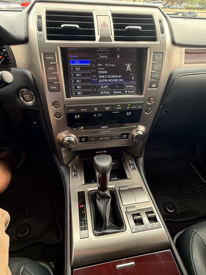 Lexus GX 460 Base 2019
