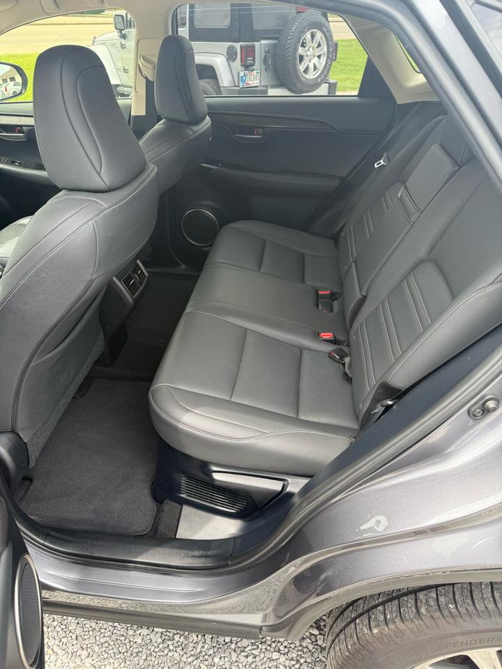 Lexus NX 300 Luxury 2021