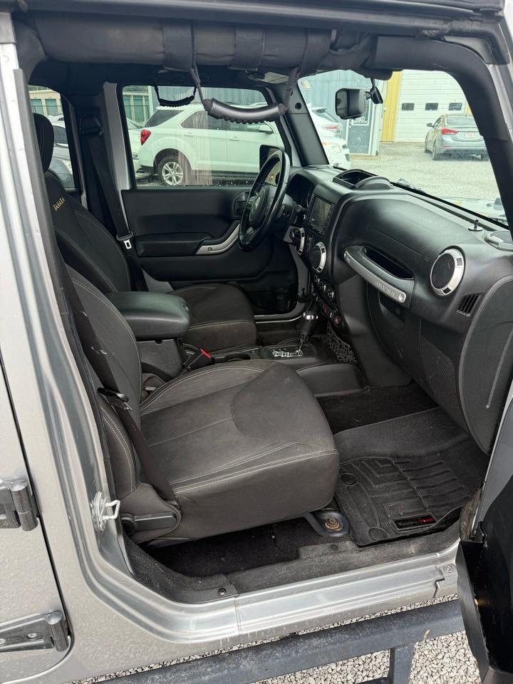 Jeep Wrangler Unlimited Sahara 4WD 2015