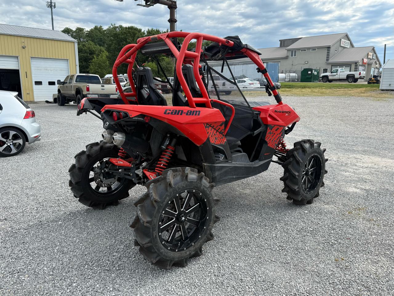 Can-Am Maverick Max 1000R X XC DPS  2018