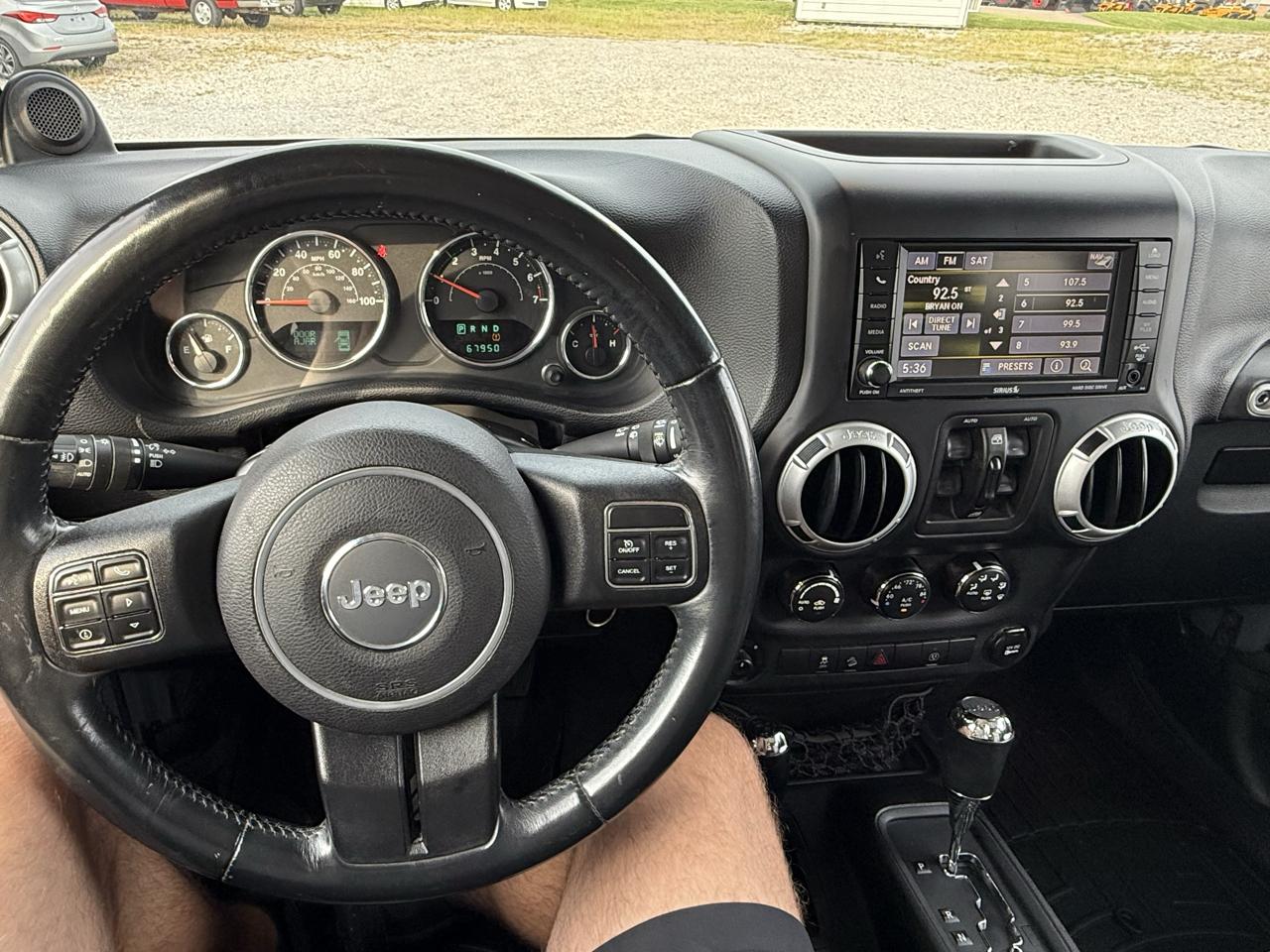 Jeep Wrangler Unlimited Sahara 4WD 2014