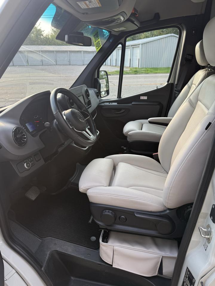 Mercedes-Benz Sprinter 3500 170-in. WB 2021