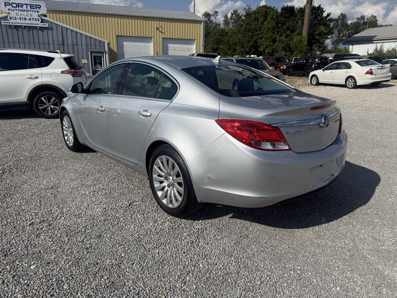 Buick Regal Base 2012