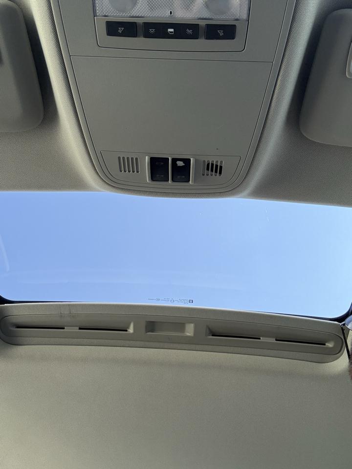 Buick Regal Base 2012