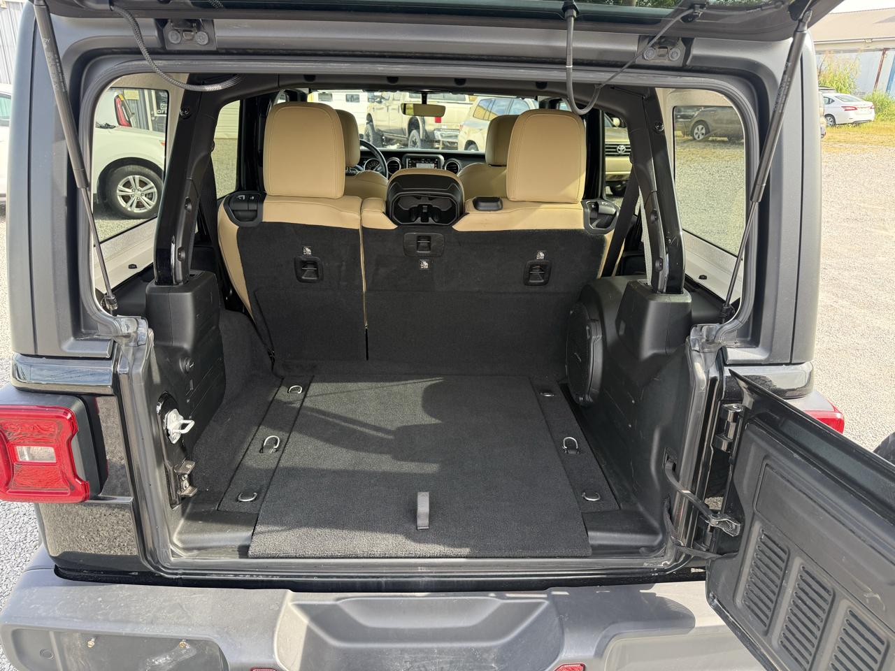 Jeep Wrangler Unlimited Sahara 2018