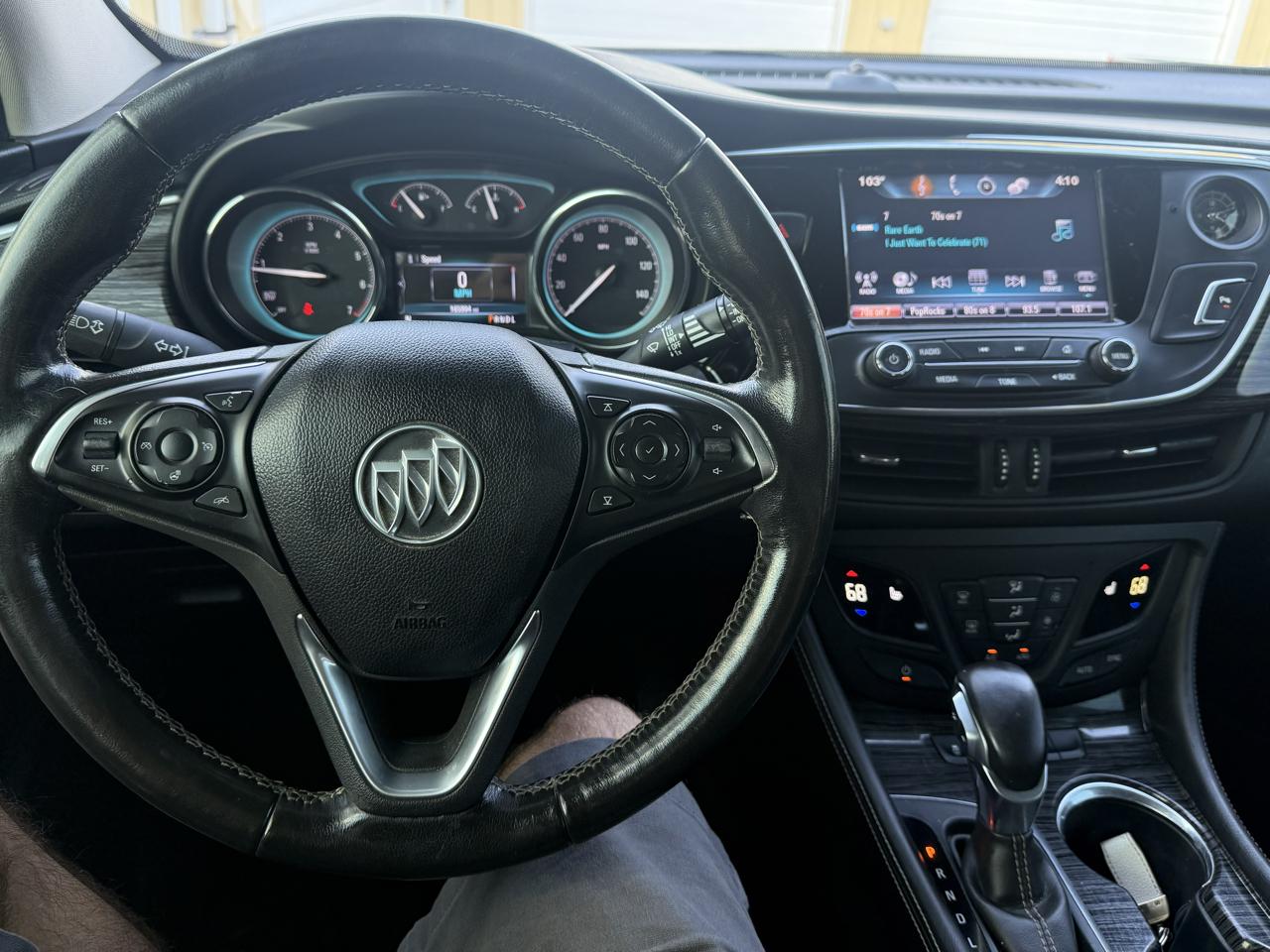 Buick Envision Essense 2017