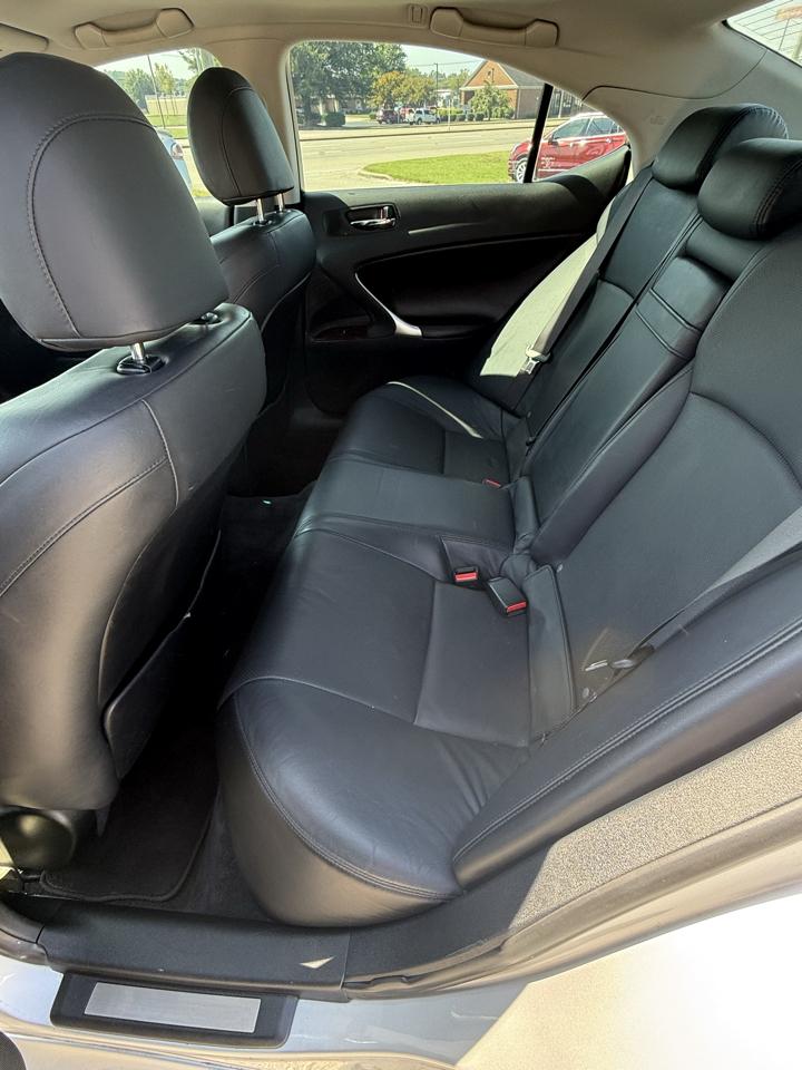 Lexus IS IS 350 2006