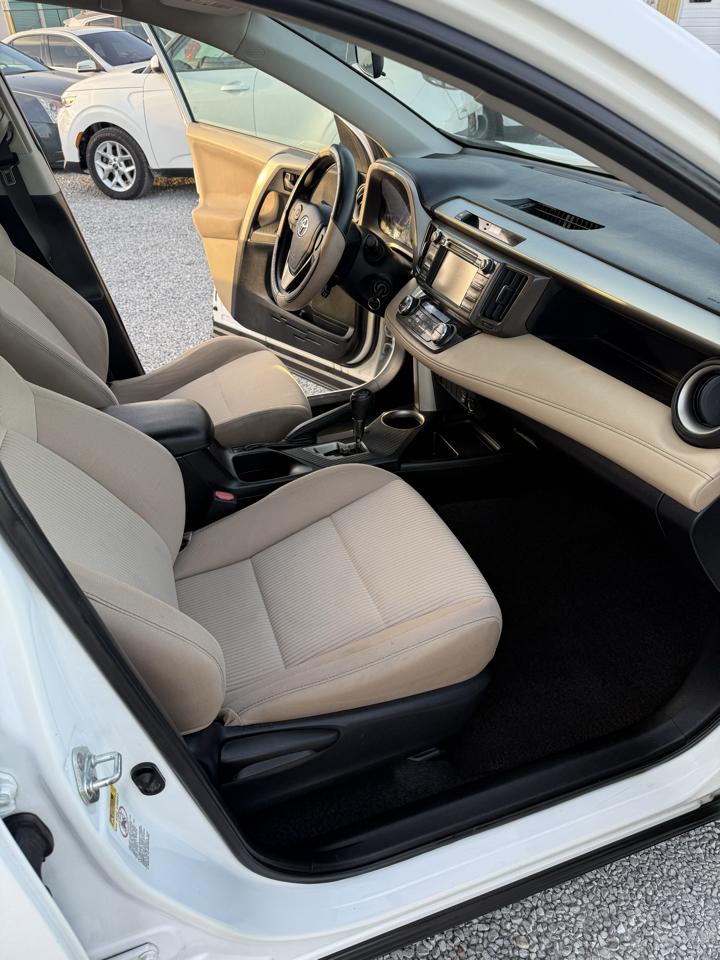 Toyota RAV4 XLE FWD 2013
