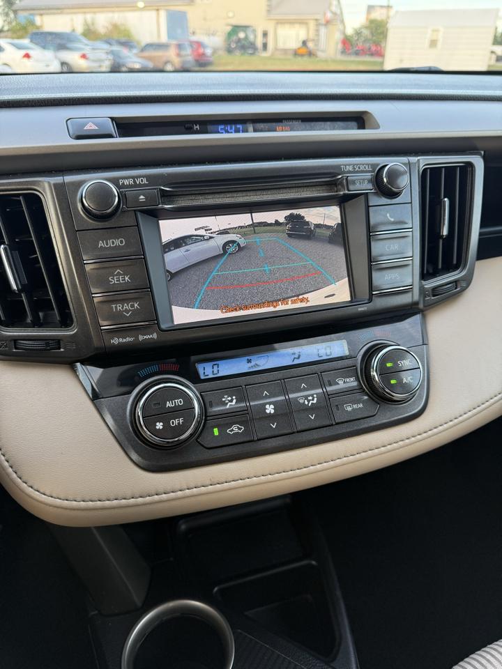 Toyota RAV4 XLE FWD 2013