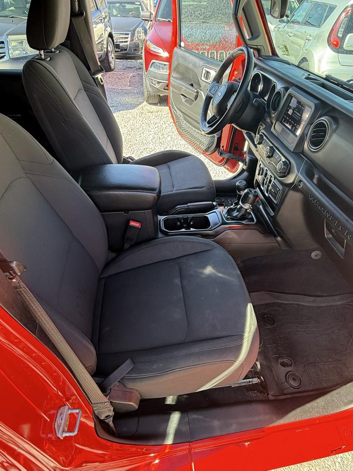 Jeep Wrangler Unlimited Sport 2018