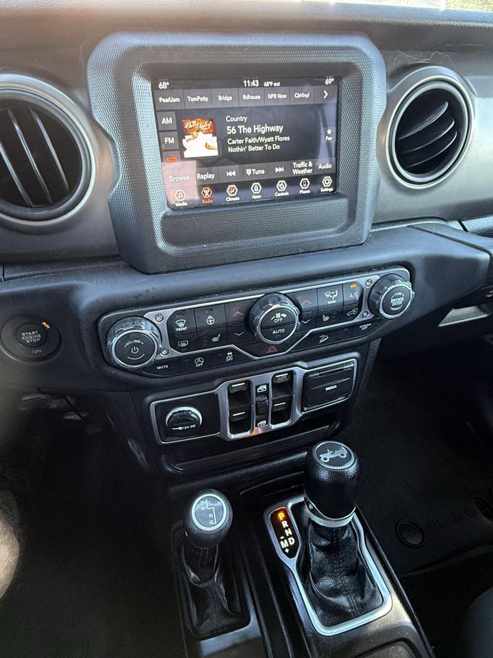 Jeep Wrangler Unlimited Sport 2018