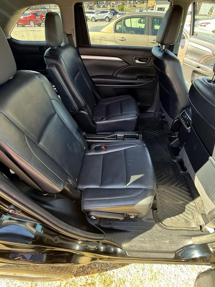 Toyota Highlander XLE AWD V6 2015