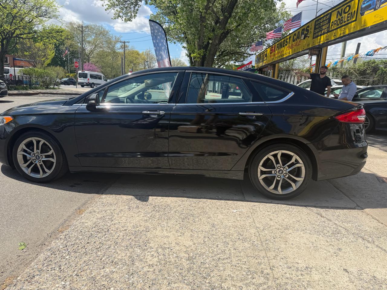 Ford Fusion SEL 2020