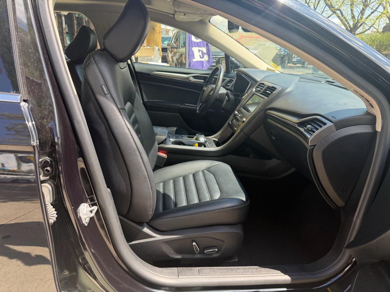 Ford Fusion SEL 2020