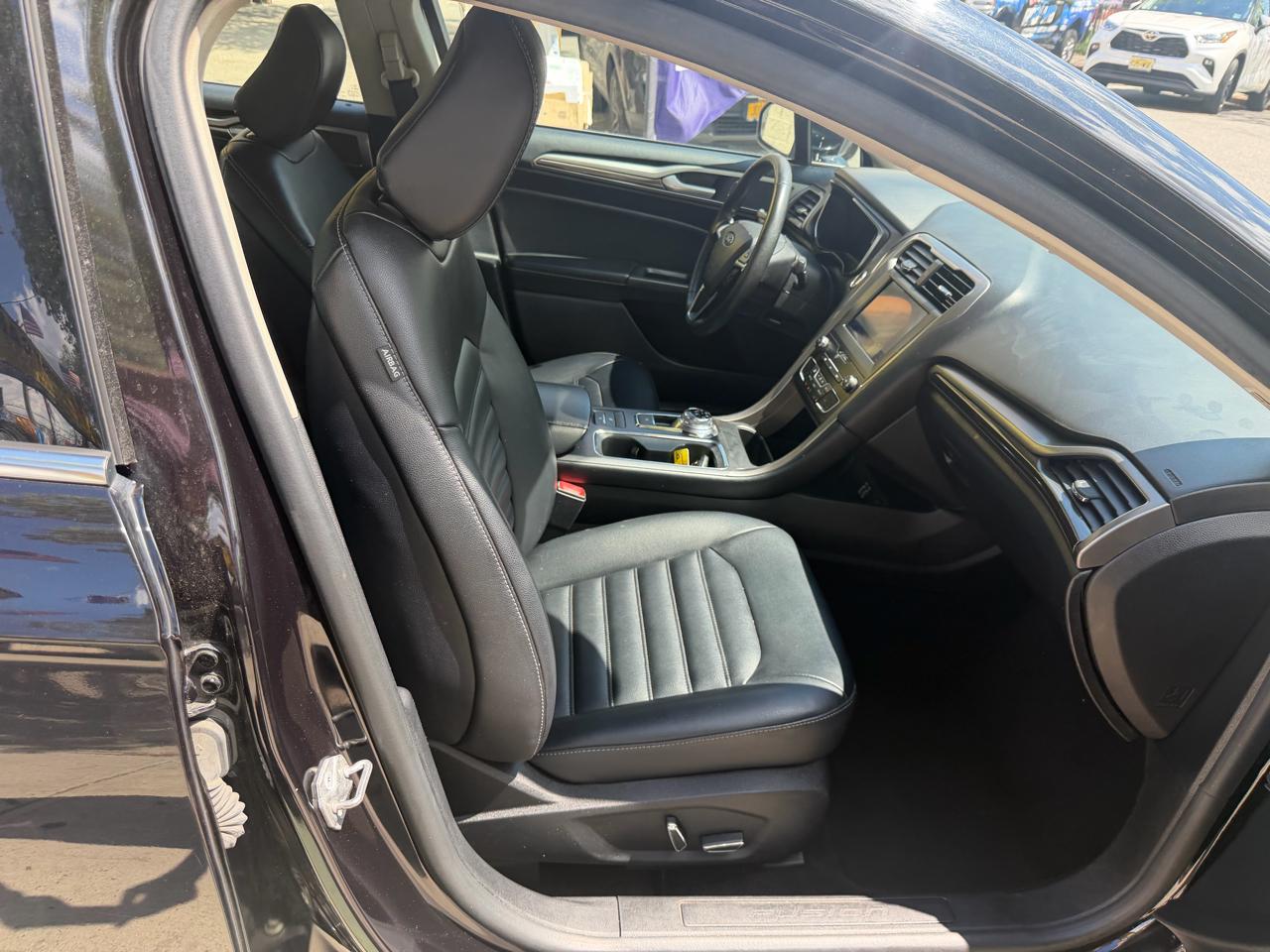 Ford Fusion SEL 2020