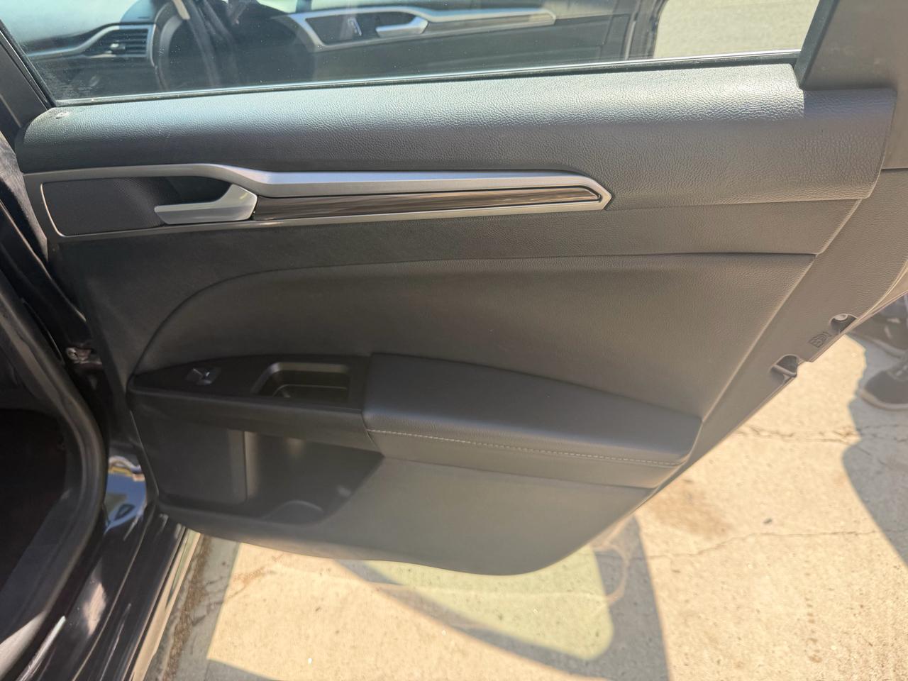 Ford Fusion SEL 2020